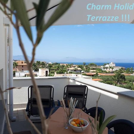 Charm Holiday Terrasini Buitenkant foto