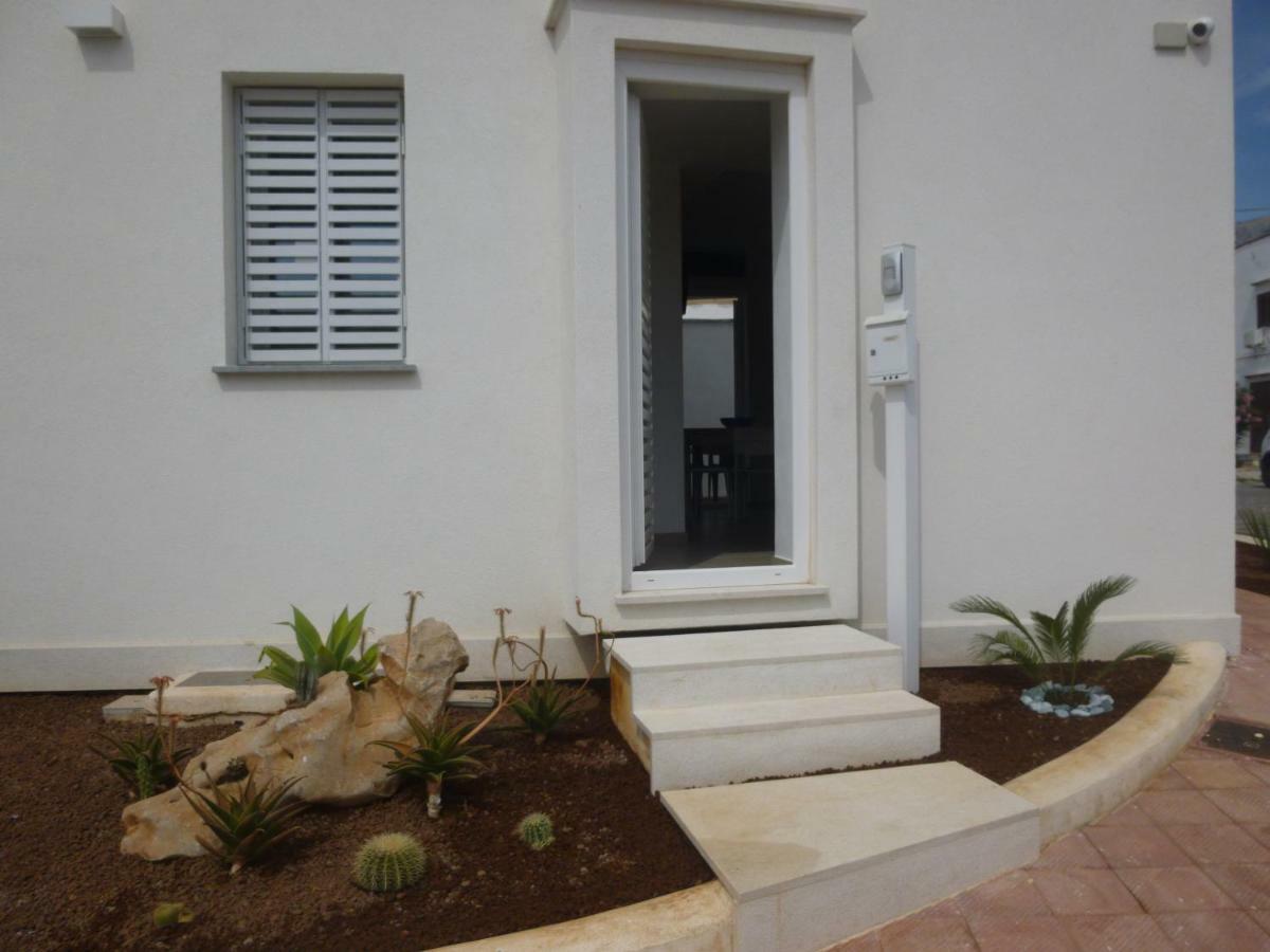 Charm Holiday Terrasini Buitenkant foto