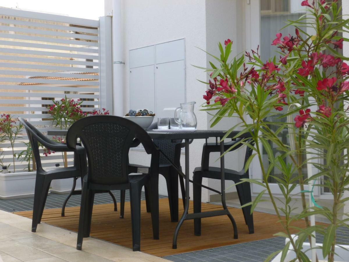 Charm Holiday Terrasini Buitenkant foto