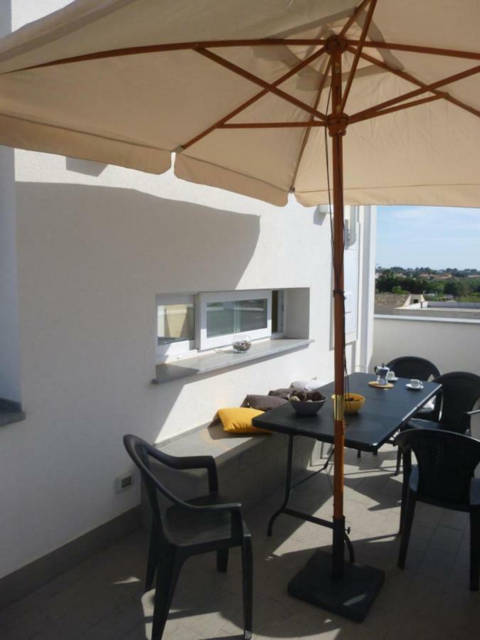 Charm Holiday Terrasini Buitenkant foto
